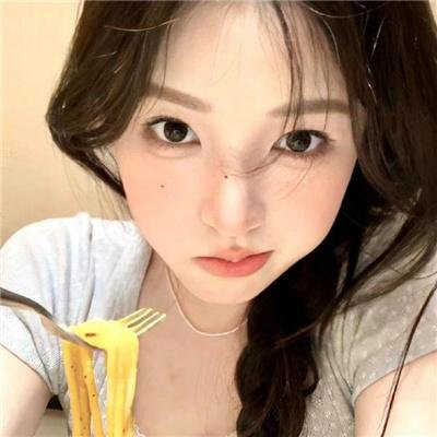 小莫莉大冒险海报