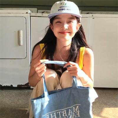 南海春光海报